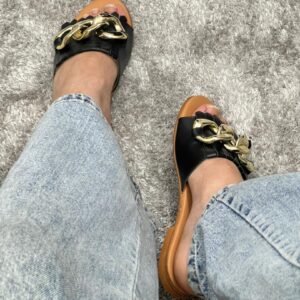 Mules 37